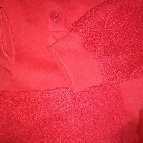French Terry Red and faux Sherpa pullover with Kangaroo front pocket NWT - Picture 6 of 7